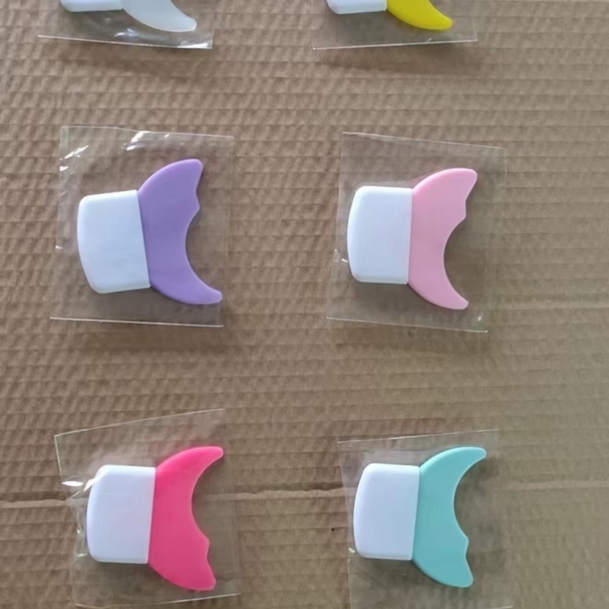 硅胶刷眼影挡板涂下睫毛辅助神器新手画眼线眼影睫毛辅助器