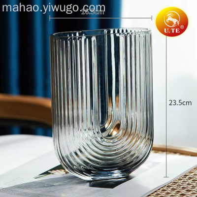 U-Shaped Vertical Pattern Glass Vase Decoration