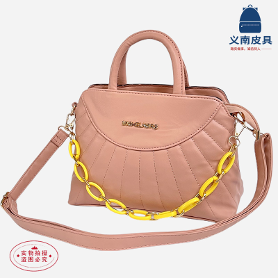 Factory Direct Sales Foreign Trade Wholesale Fashion Acrylic Chain Portable Crossbody Shoulder Women's Bag Chain
