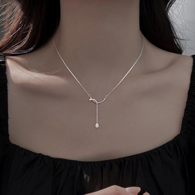 Water Drop Necklace for Women Light Luxury Minority Design Summer Advanced Clavicle Chain 2022new Necklace