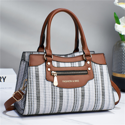 Factory Direct Sales Small Square Bag 2022 Summer Trendy Women's Bag New Shoulder Bag One Piece Dropshipping 15703