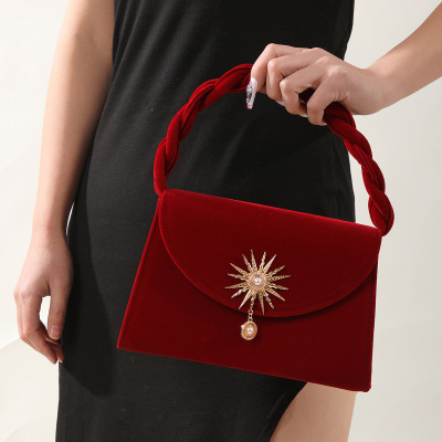 Products in Stock New Cross-Border Foreign Trade Pleated Portable Evening Bag Retro Red Wedding Wedding Bag Autumn and Winter Crossbody Dinner Bag