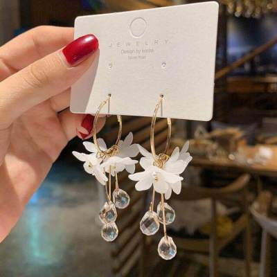 B549 European and American Advanced Sense Super Fairy Stud Earrings TikTok Same Style Eardrops Earrings Korean Crystal Flower Pearl Earrings