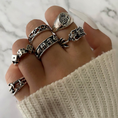 European and American Style Ring Set New Retro Dragon Pattern Dice Peach Heart Bird Carved Pattern Star Moon 6-Piece Set Knuckle Ring