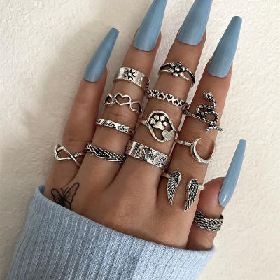 European and American Style Ring Suit European and American Love Footprints Butterfly Moon Snake Cross Flowers Silver Knuckle Ring 13-Piece Set