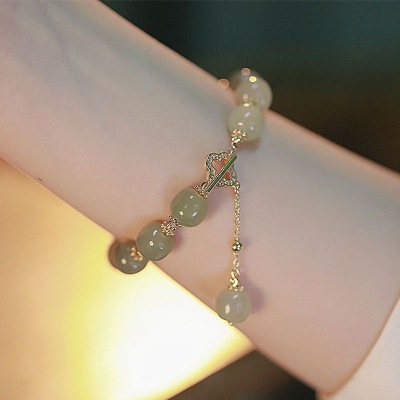 Hetian Jade Bracelet Female Ins Small Design Anti-Allergy Non-Fading Retro Temperament Bracelet Girlfriend Gifts Bracelet