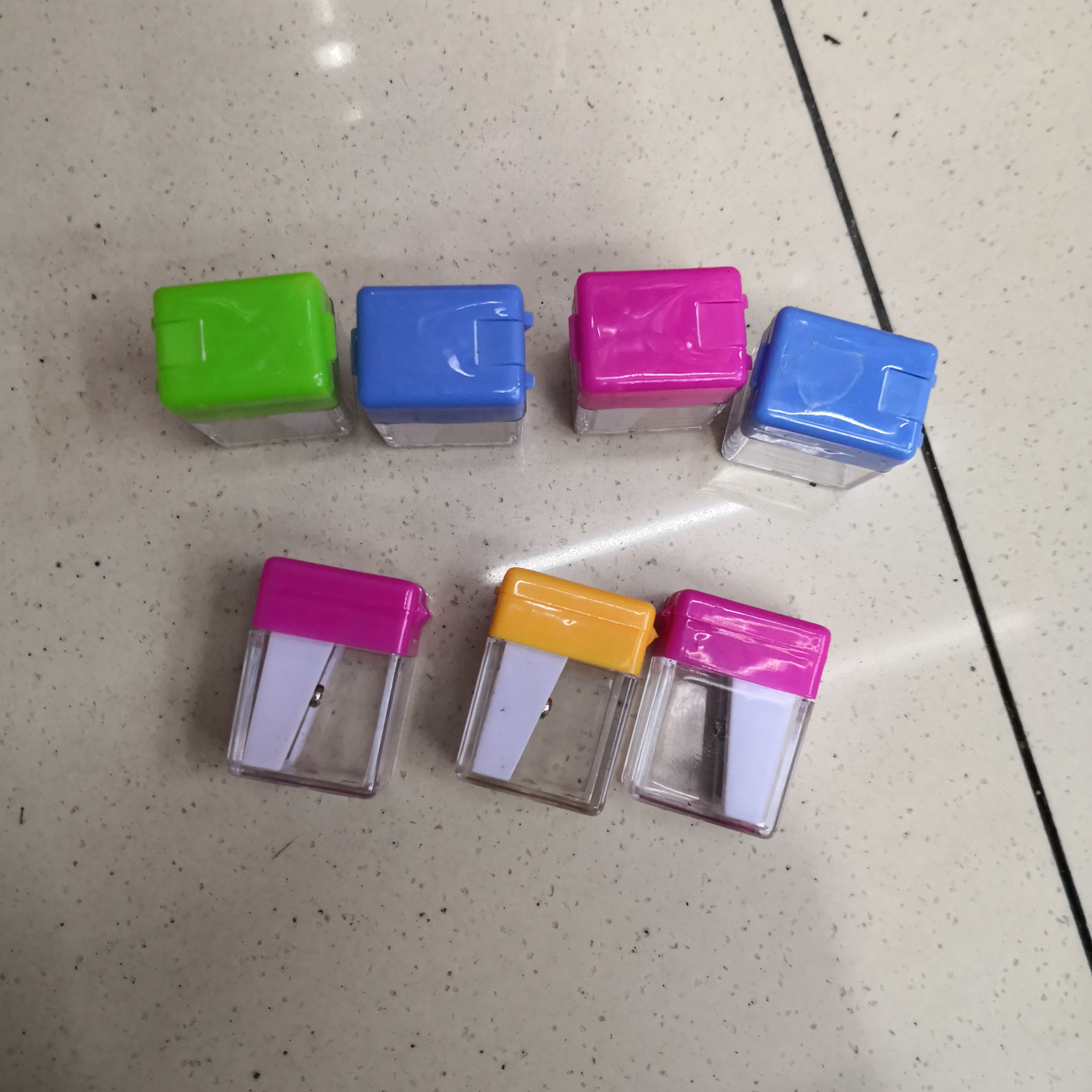 创意文具，卷笔刀削笔刨转笔刀