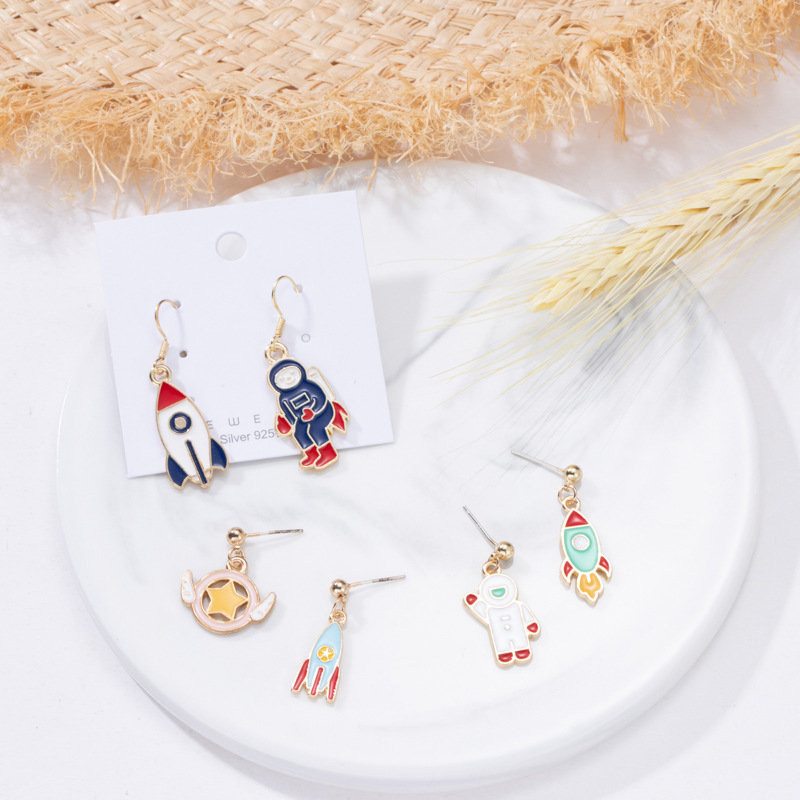 S925银针卡通图案太空宇航员系列耳环女韩国简约气质新潮甜美耳饰