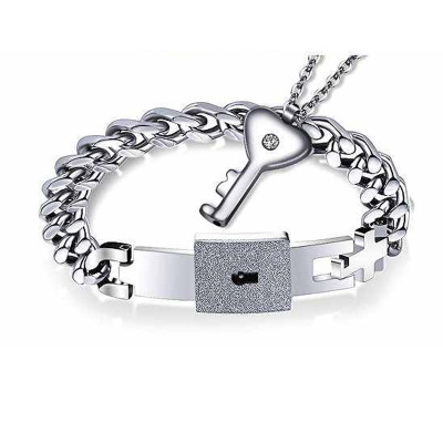 Qixi Valentine's Day Concentric Interlocking Key Titanium Steel Bracelet Couple Bracelet Men and Women Free Lettering Bracelet Wholesale