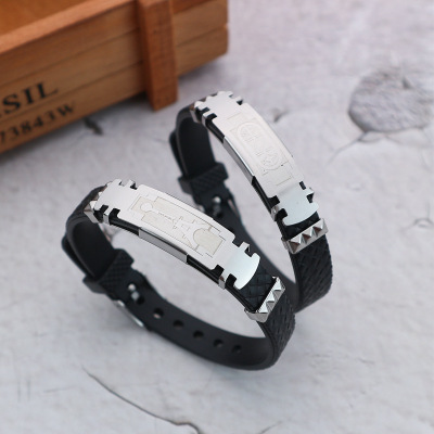 Yiwu Small Commodity Stall Hand Jewelry PVC Stainless Steel Boys Bracelet Hip-Hop Fashion Titanium Steel Matching Bracelets