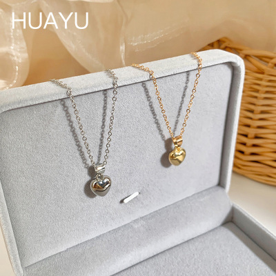 Simple and Compact Love Pendant Necklace 2022 New Women's Summer Clavicle Chain Cold Wind Temperament Wild Necklace