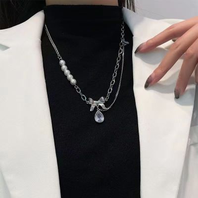 Special-Interest Design High-Grade Clavicle Chain Accessories Autumn and Winter Wild Sweater Chain Pearl Stitching Bow Necklace Women's Light Luxury