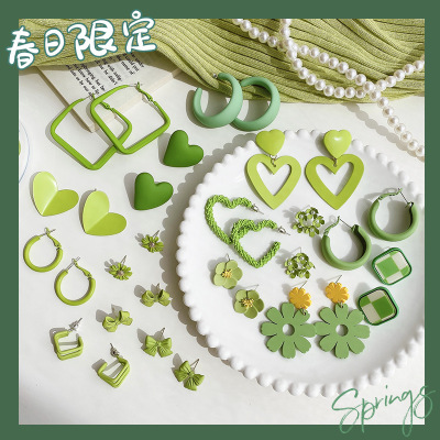 Green Earrings 2022 Summer New Fashion Earrings for Women Niche Design Internet Hot Heart-Shaped Earrings Wholesale