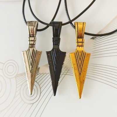 Foreign Trade Retro Personality Triangle Arrow Alloy Necklace Cross-Border European and American Hot Spear Pendant Ornaments Wholesale