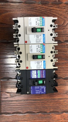 Factory Direct Sales Molded Case Circuit Breaker MCCB-TP MCB Circuit Breaker Molded Case Circuit Breaker