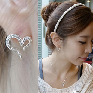 B167 Korean New Studs Lady Rhinestone Heart-Shaped Earrings Trend Diamond Women's Exquisite Elegant Simple Earrings