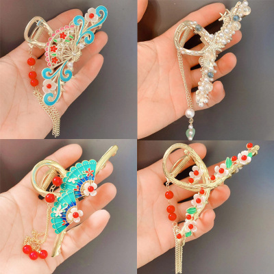 Exquisite Fan Barrettes Hair Comb Female Back Head Temperamental Tassels Grip Large Shark Clip Elegant Han Chinese Clothing Hair Accessories