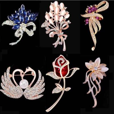New Japanese and Korean Style Brooch Corsage Popular Ornament Korean Fashion Alloy Diamond Brooch Clothing Decorative Corsage Wholesale