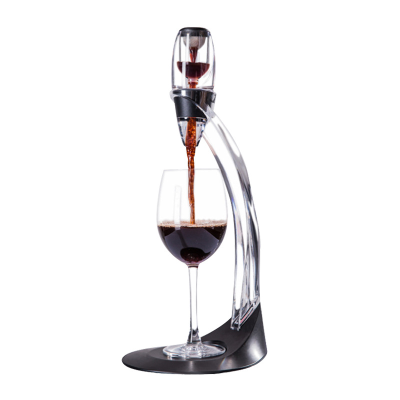 Speedy wine decanter