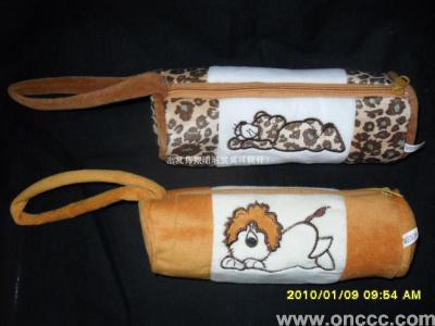 Round animal embroidered pencil case-Panther. Lion 110