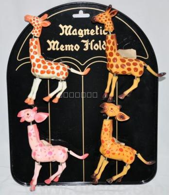 Giraffe fridge magnet