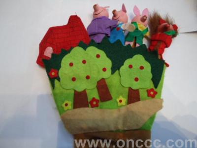 Story of the three little pig puppet