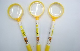 Magnifying glass ball-point pen