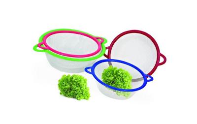 There is a maxim wash basket from Color edge spray plastic basket, fruit basket, vegetable blue, rice basket, fruit plate, net
