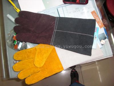 Cow leather gloves