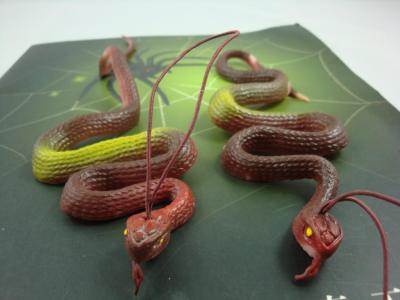 Simulation of soft gelatin animals, full of toys, Halloween, simulation snake, snake.