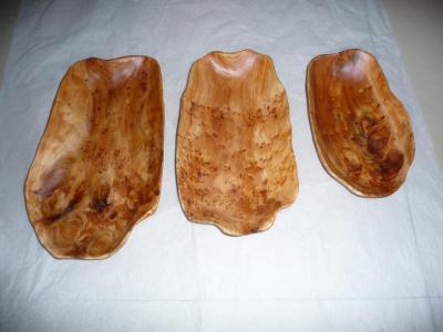 Root carving 3 piece fruit plate