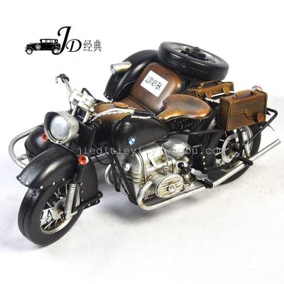 Metal handicraft iron and steel car model retro simple household soft decoration decoration.