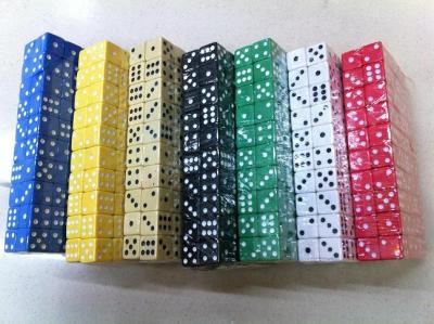 【Yiwu Hao Nan Sports】 stock 1.5 square angle plastic color dice with 7 colors