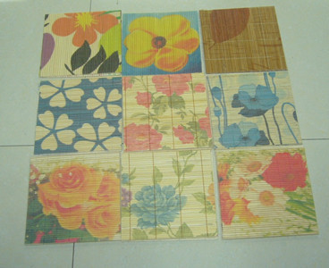 Bamboo bowl mat with bright color, good quality, available in stock.