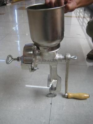No. 500, the GORONA of the grinding machine is manual.