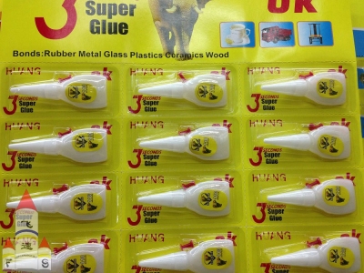 Glue plastic bottle strong Glue green card square three-point wood
