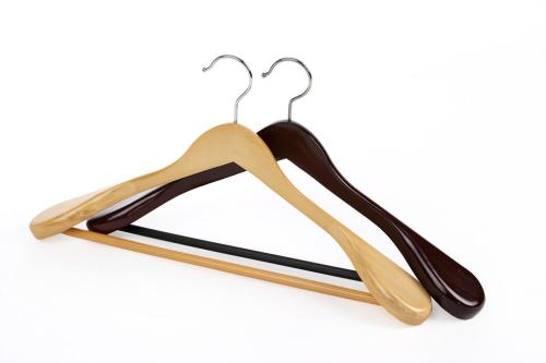 multi-functional wide shoulder solid wood hanger non-slip solid wood hanger suit suit coat hanger can be customized