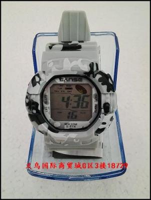 The electronic watch manufacturers direct camouflage students watch luminous LED table