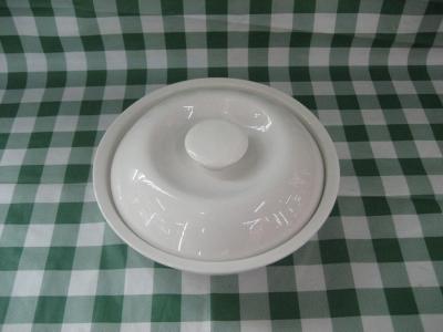 8 INCH BOWL WITH COVER