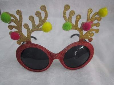 Antler dance Christmas glasses