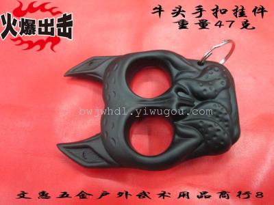 Factory price wholesale rubber and plastic handcuffs ox-head pendant