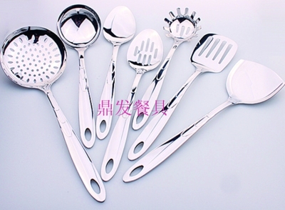 Stainless steel shovels the hotel kitchen supplies