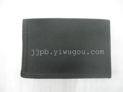 Cloth wallets with waterproof 420D nylon material production.