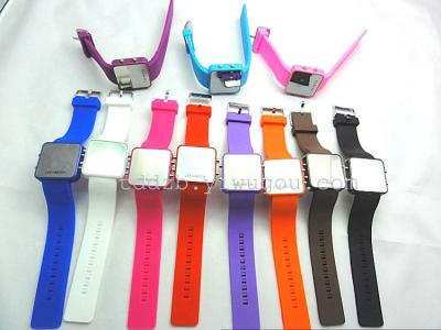 1218 Men and Women Square Electronic Watch Wholesale