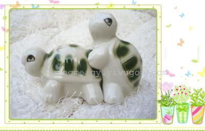 Cute turtle cruet wedding received a small gift household articles of ceramic arts and crafts creative ornaments wholesale