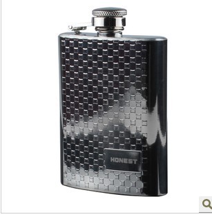 Genuine honest portable stainless steel hip flask with Germany technology 4-ounce hot pot