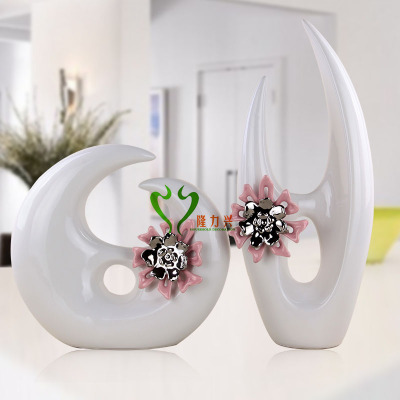 Gao Bo Decorated Home Featured crafts ceramic new Crescent-shaped ornaments home creative abstract ornaments