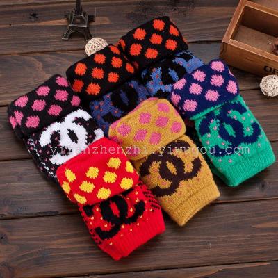 Korean version of direct-sales PC-c a short glove many colors to choose can be mixed batch of factory outlets