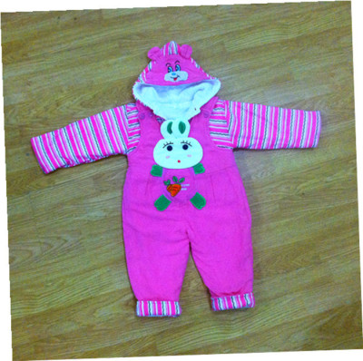 Yiwu purchase cartoon rabbit strap baby children Korean version of autumn and winter clothing, two-piece suit