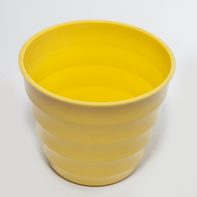 The factory sells a large number of coarse Y02 series plastic porcelain - resistant flowerpots